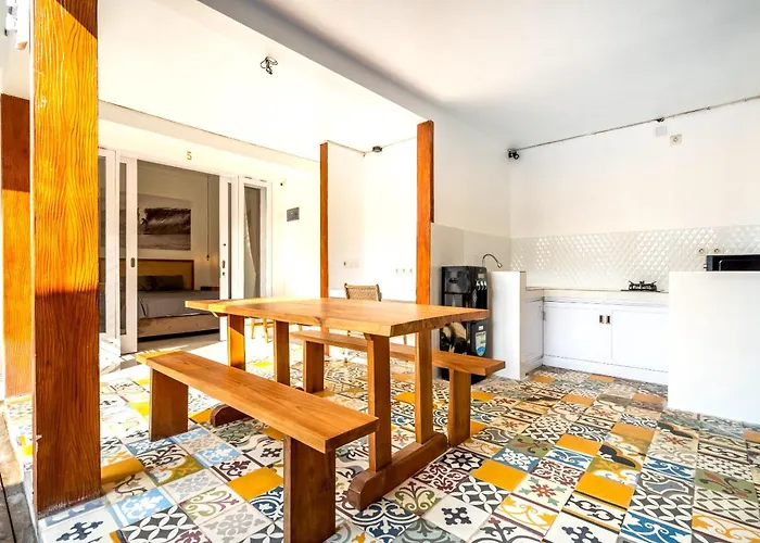 Konukevi Lumturi House - Centrally Located